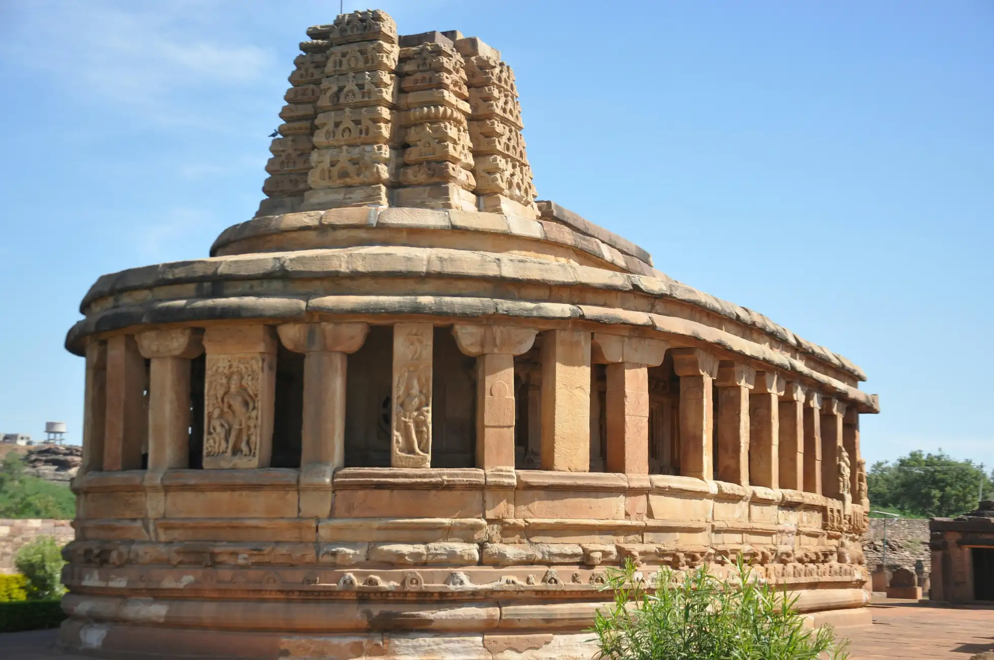 From Aurangabad: Private Tour Hampi, Badami, Ajanta & Ellora